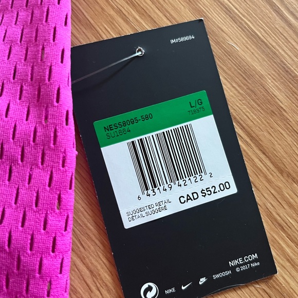 Nike tank - Picture 3 of 3